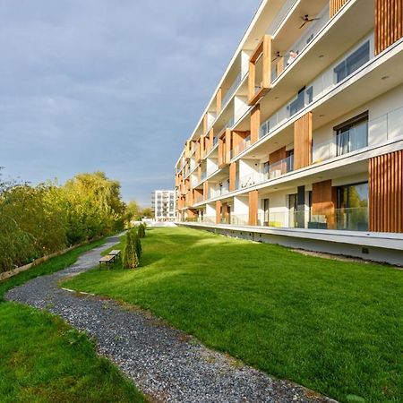 Il Lago - Turquoise - Cozy Luxurious Smart Home By The Lake 벌룬터리 외부 사진