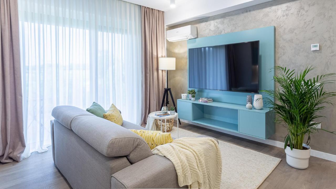 Il Lago - Turquoise - Cozy Luxurious Smart Home By The Lake 벌룬터리 외부 사진