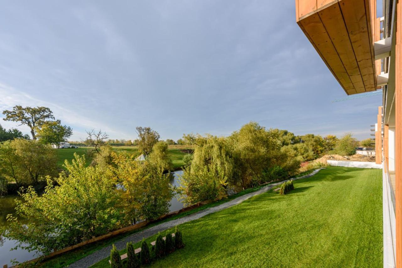 Il Lago - Turquoise - Cozy Luxurious Smart Home By The Lake 벌룬터리 외부 사진